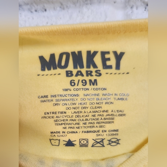 Baby Onesie Funny Las Vegas Yellow Size 6/9M - Picture 3 of 4